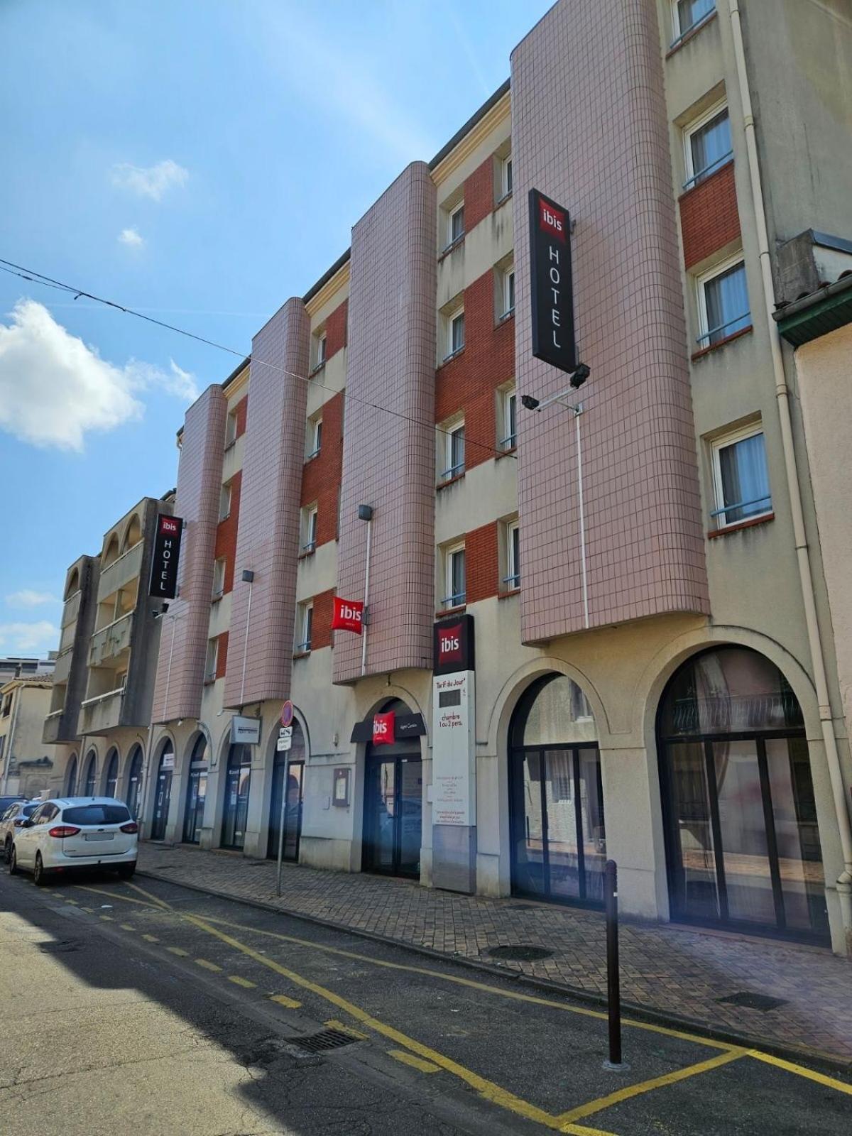Ibis Agen Centre Gare Hotell Eksteriør bilde