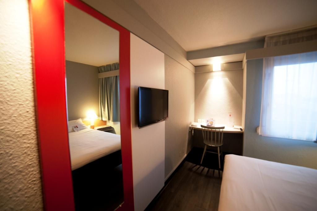 Ibis Agen Centre Gare Hotell Eksteriør bilde
